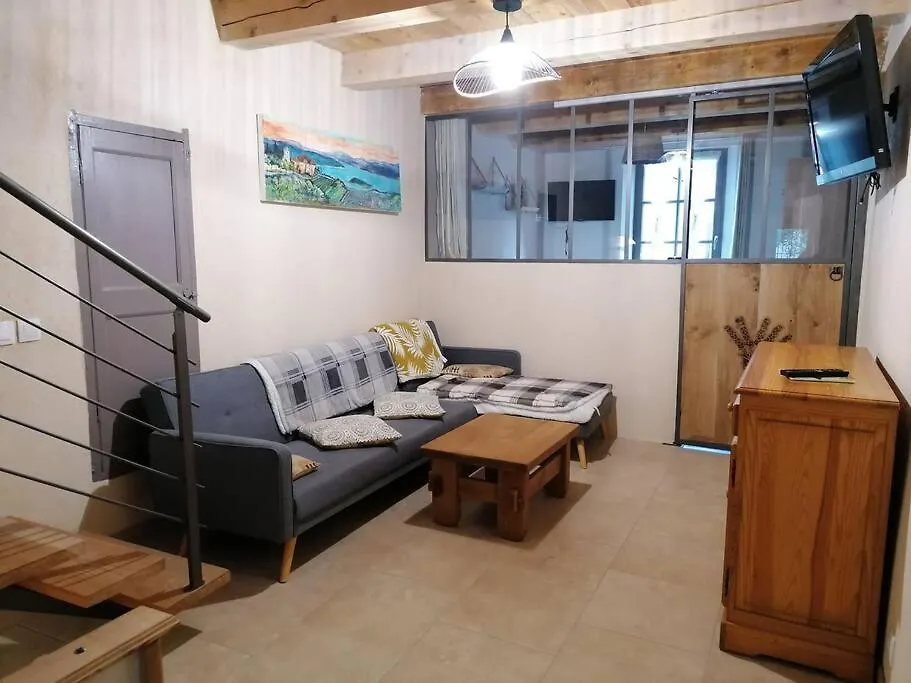Agreable Maison De Village. Castellane Francie